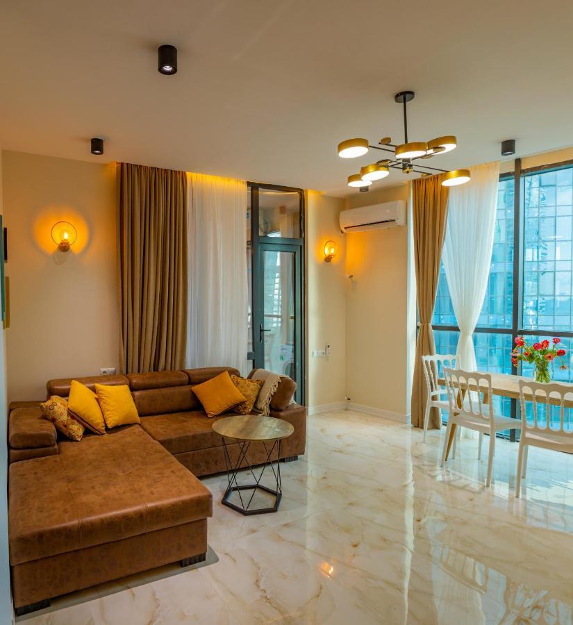 Entire Flat With City Skyline View - Two Bedrooms Batumi Exterior foto